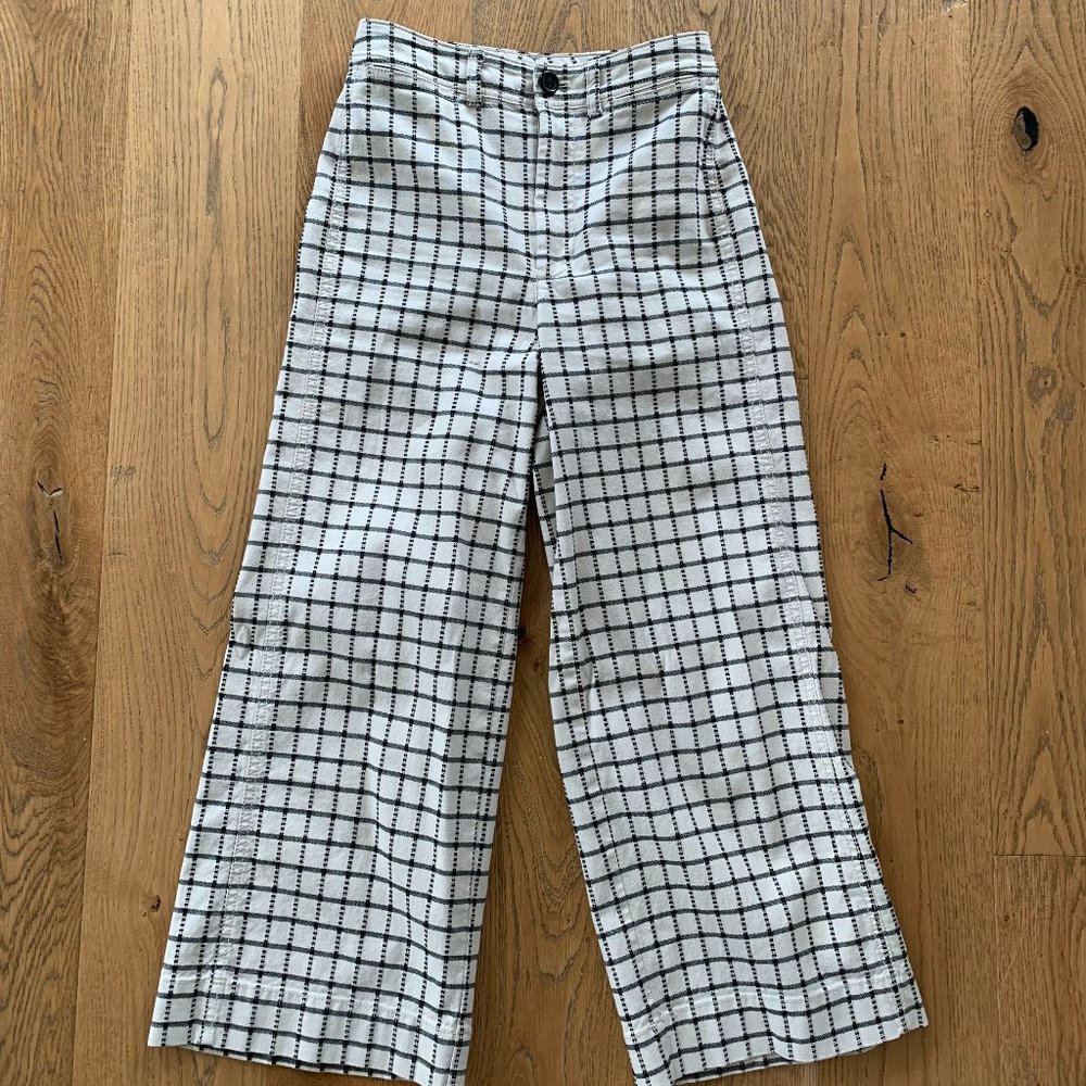 Madewell Emmett Wide-Leg Crop Pants in black/white windowpane print, size 25
